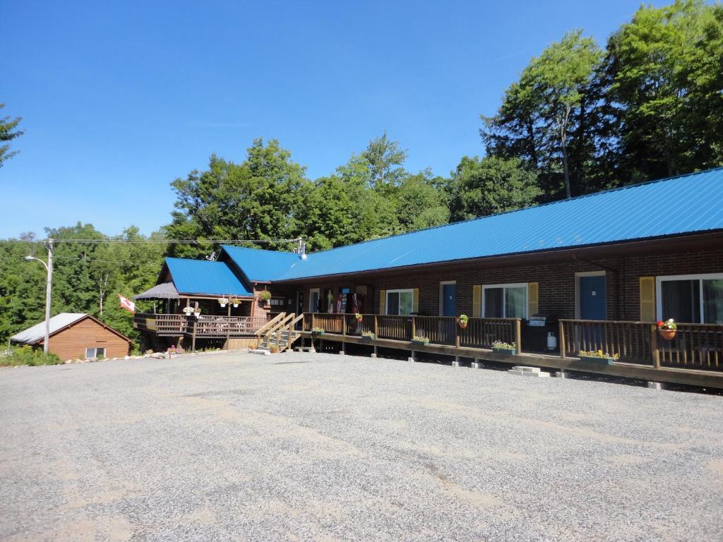 The Nordic Inn Dorset Екстер'єр фото